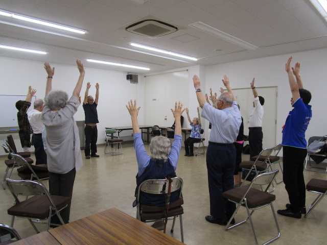 つぼ押し体操で認知症予防